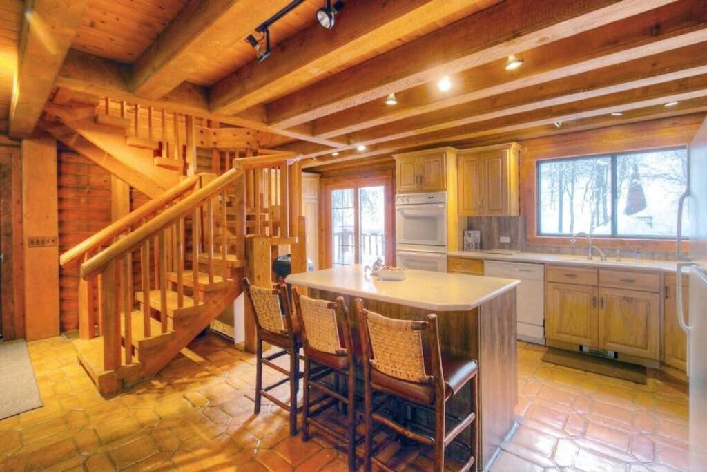 Log Cabin On The Stream Sundance, Utah المظهر الخارجي الصورة