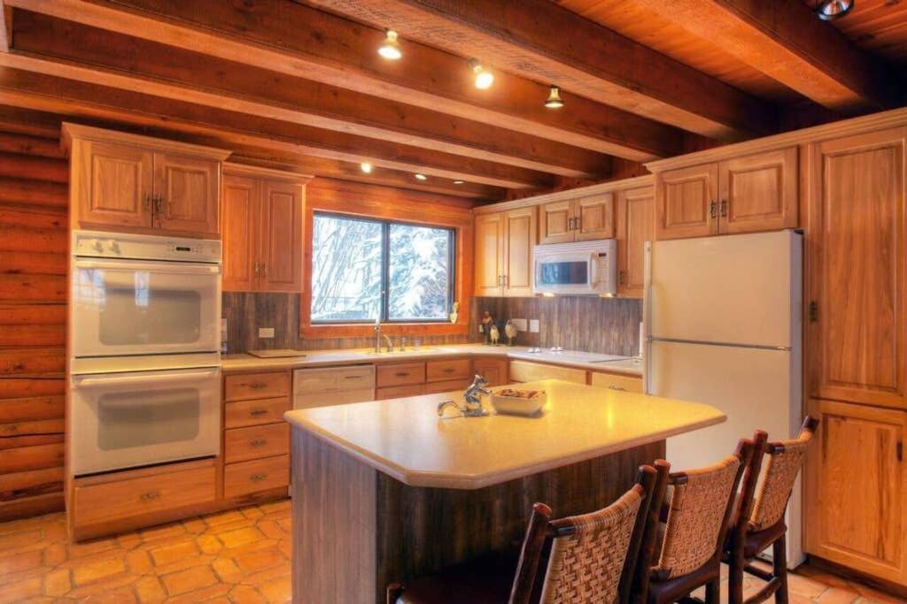 Log Cabin On The Stream Sundance, Utah المظهر الخارجي الصورة